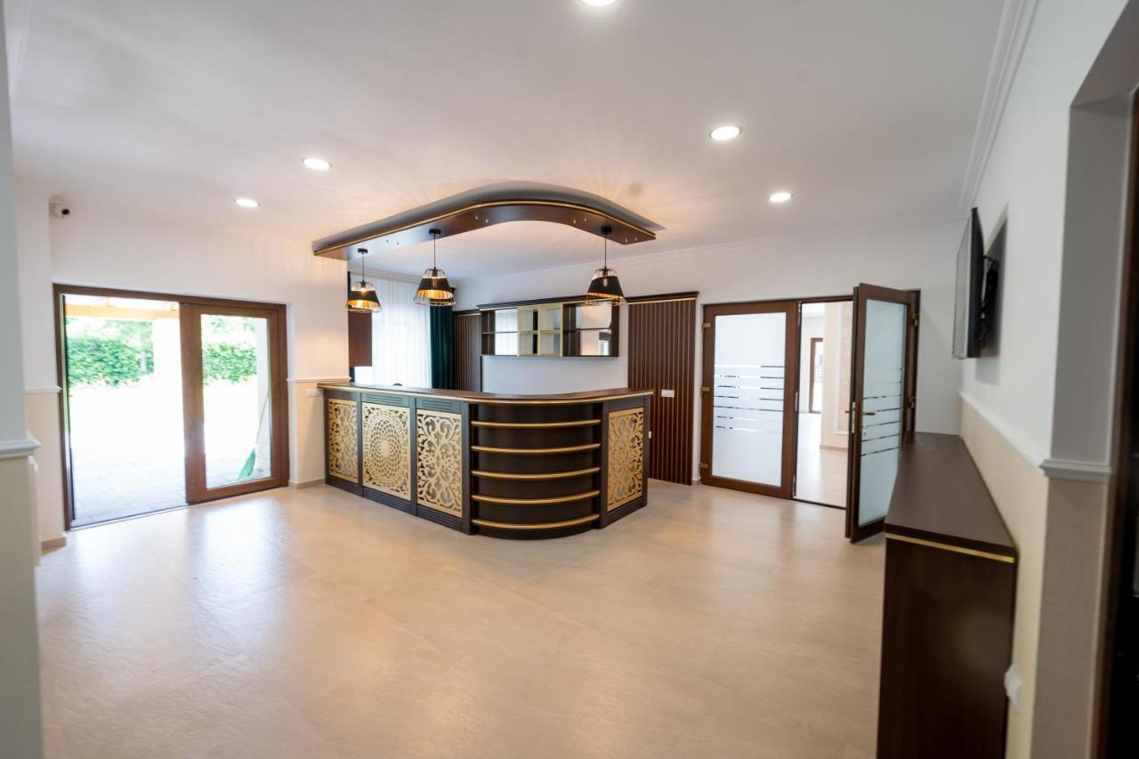 אווריג Evergreen Chalet מראה חיצוני תמונה