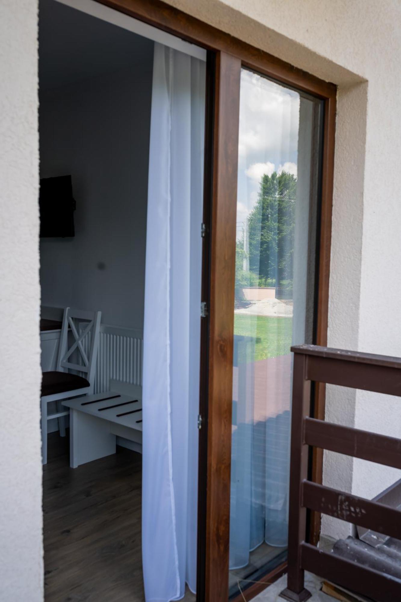 אווריג Evergreen Chalet מראה חיצוני תמונה